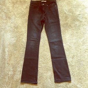 Black Levi’s jeans